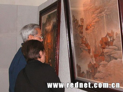 純樸自然倍受青睞 張家界砂石畫走出國門(組圖)