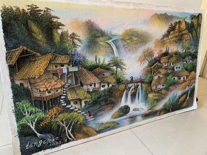 上班是生活下班是夢想!56歲保安用樹枝砂石作畫,網友:屈才了