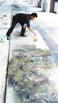 張家界首幅巨型砂石畫創(chuàng)作完成