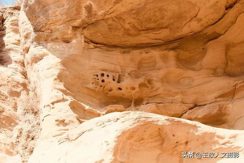 山西大寧 砂石畫奇觀——高山懸崖上的石崖圖案探秘